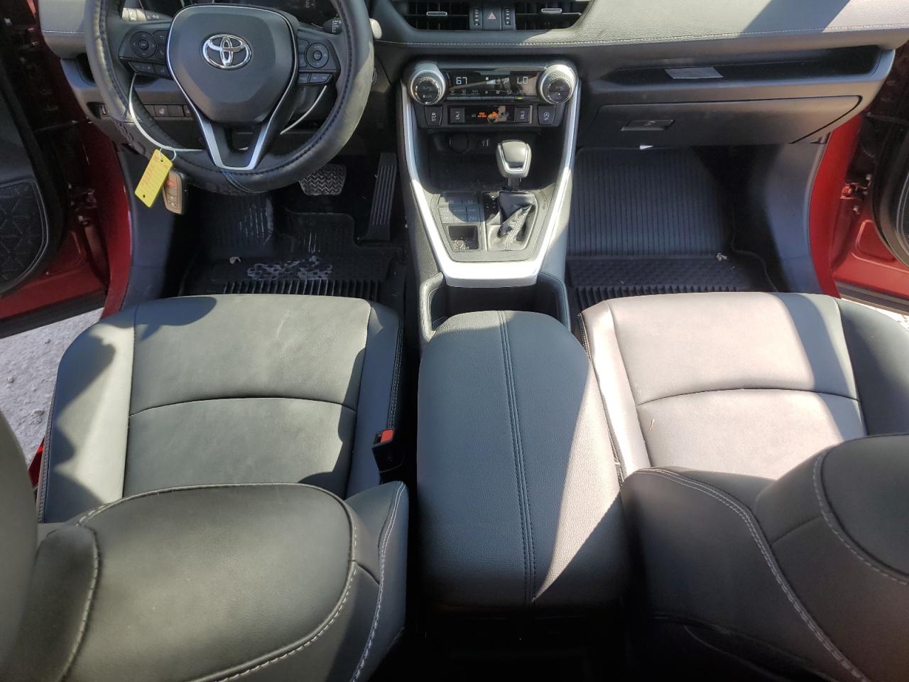 2025 Toyota Rav4 Xle Premium VIN: 2T3A1RFV8SW540994 Lot: 81989485