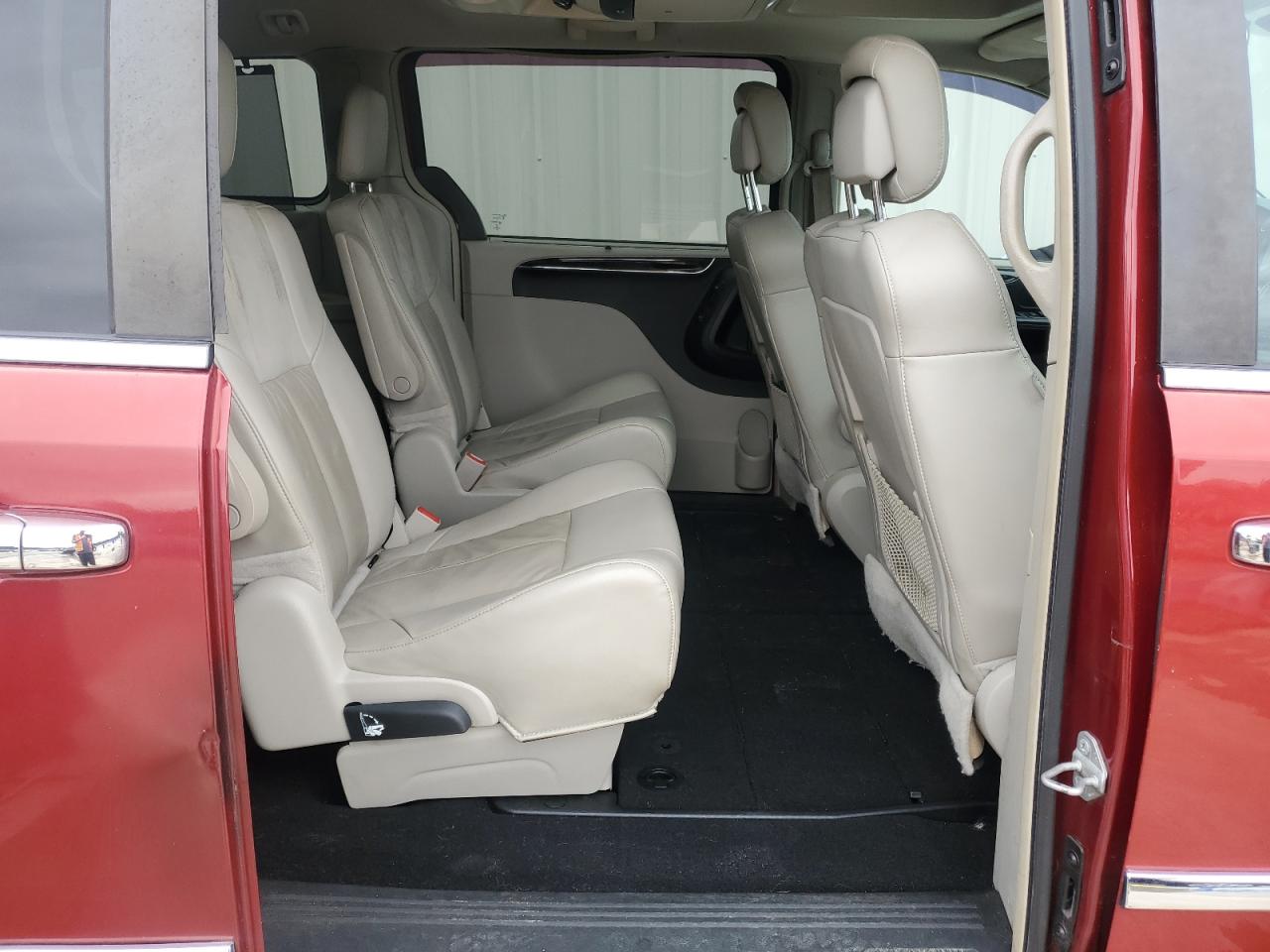 2014 Chrysler Town & Country Limited VIN: 2C4RC1GG5ER464521 Lot: 85677055