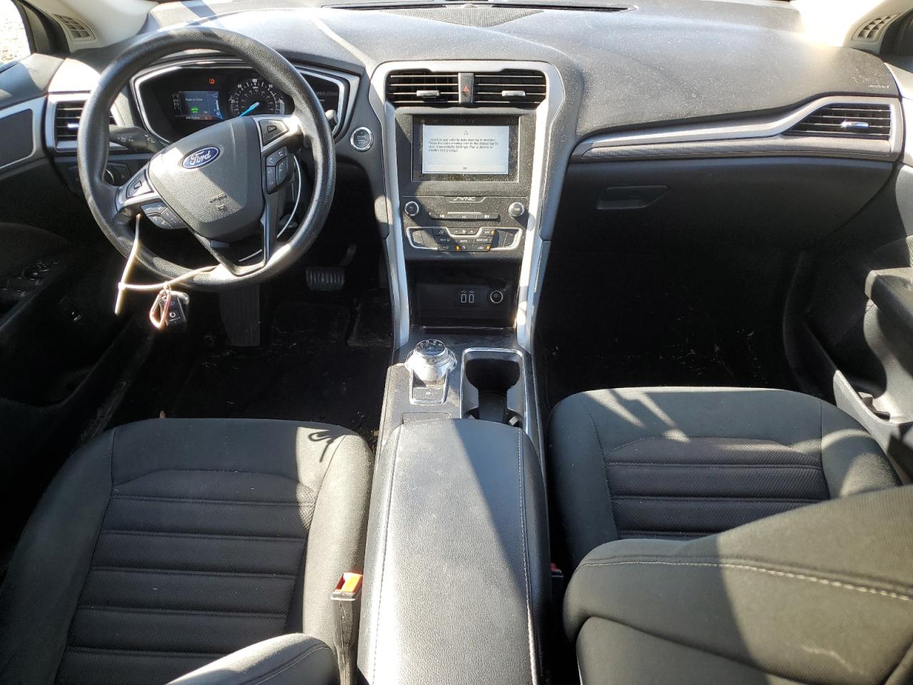 2019 Ford Fusion Se VIN: 3FA6P0LU9KR197974 Lot: 82208625