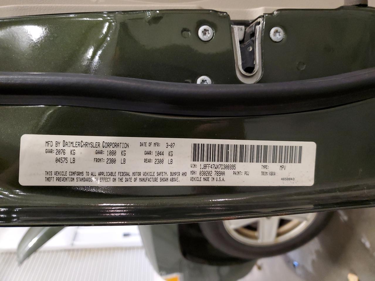 2007 Jeep Compass VIN: 1J8FF47WX7D308895 Lot: 82596485