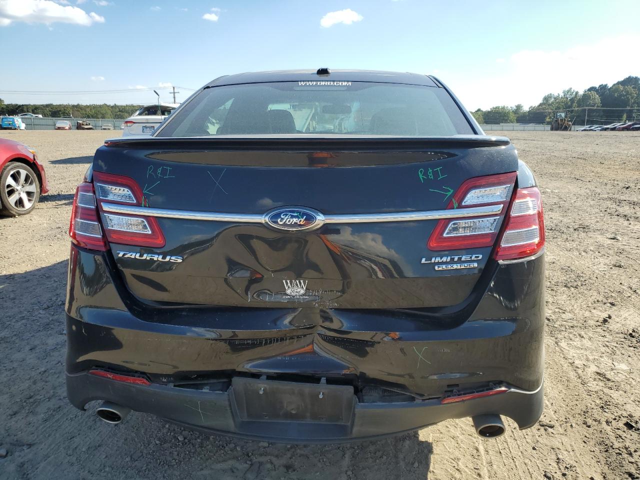 2013 Ford Taurus Limited VIN: 1FAHP2F84DG179962 Lot: 82230915