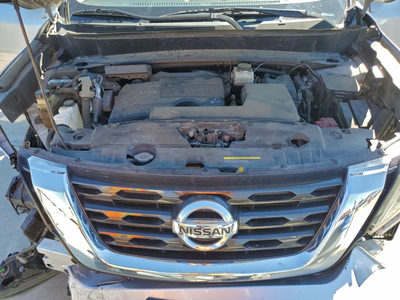 2018 Nissan Pathfinder S VIN: 5N1DR2MN3JC649747 Lot: 90846475