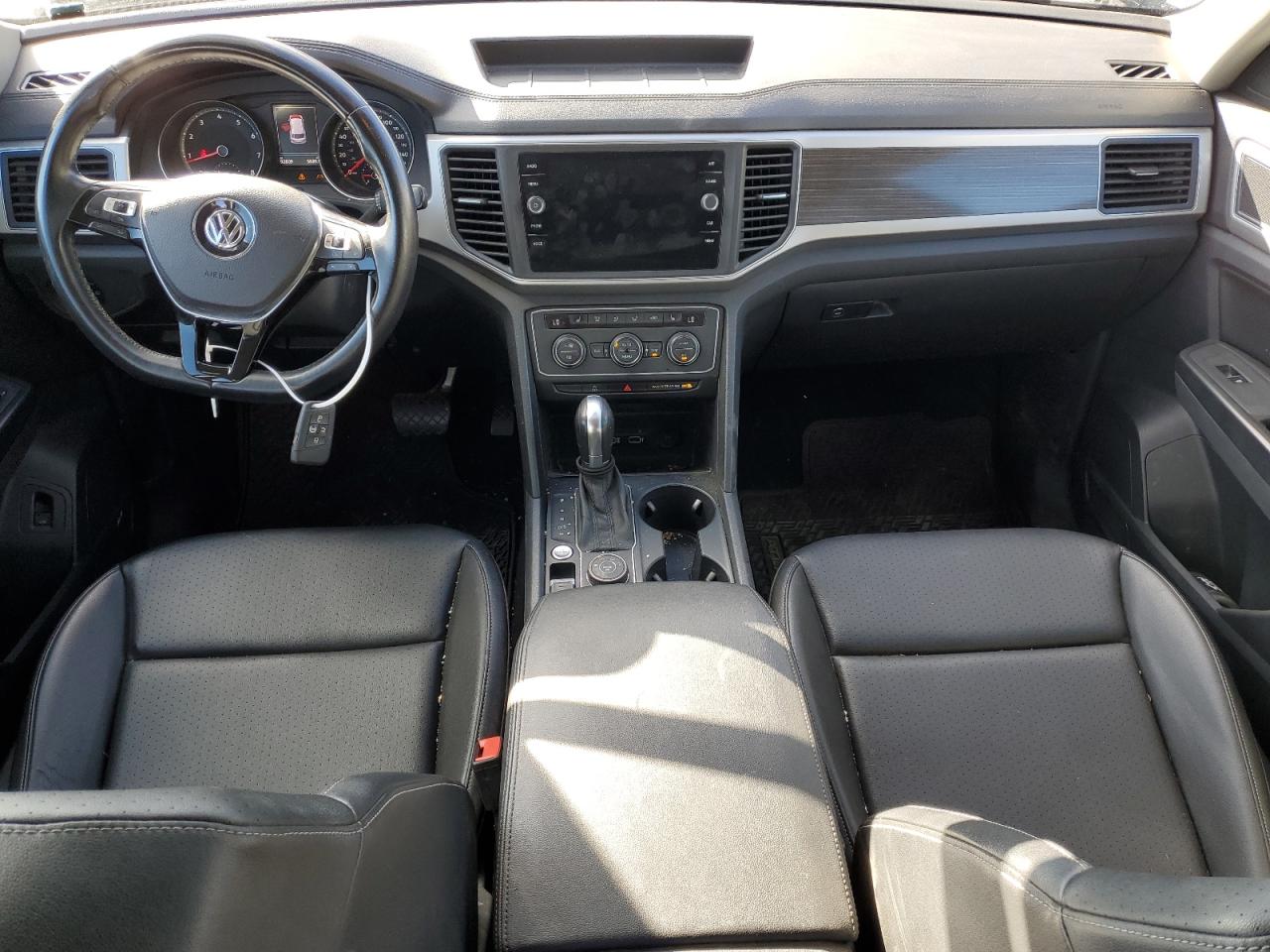 2018 Volkswagen Atlas Se VIN: 1V2LR2CA0JC586250 Lot: 84295805