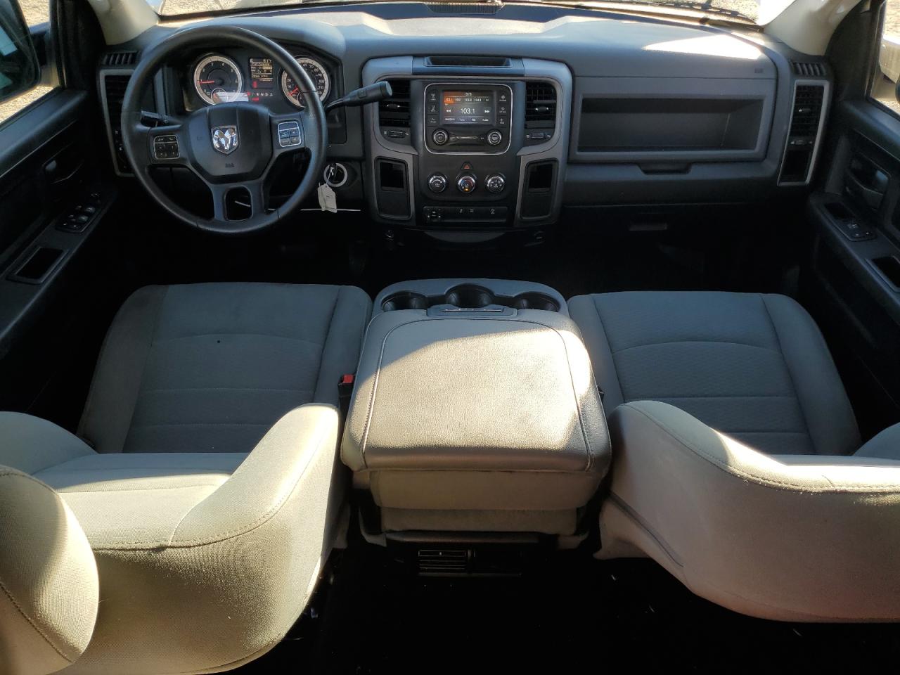 2017 Ram 2500 St VIN: 3C6TR4CT6HG748217 Lot: 89933335