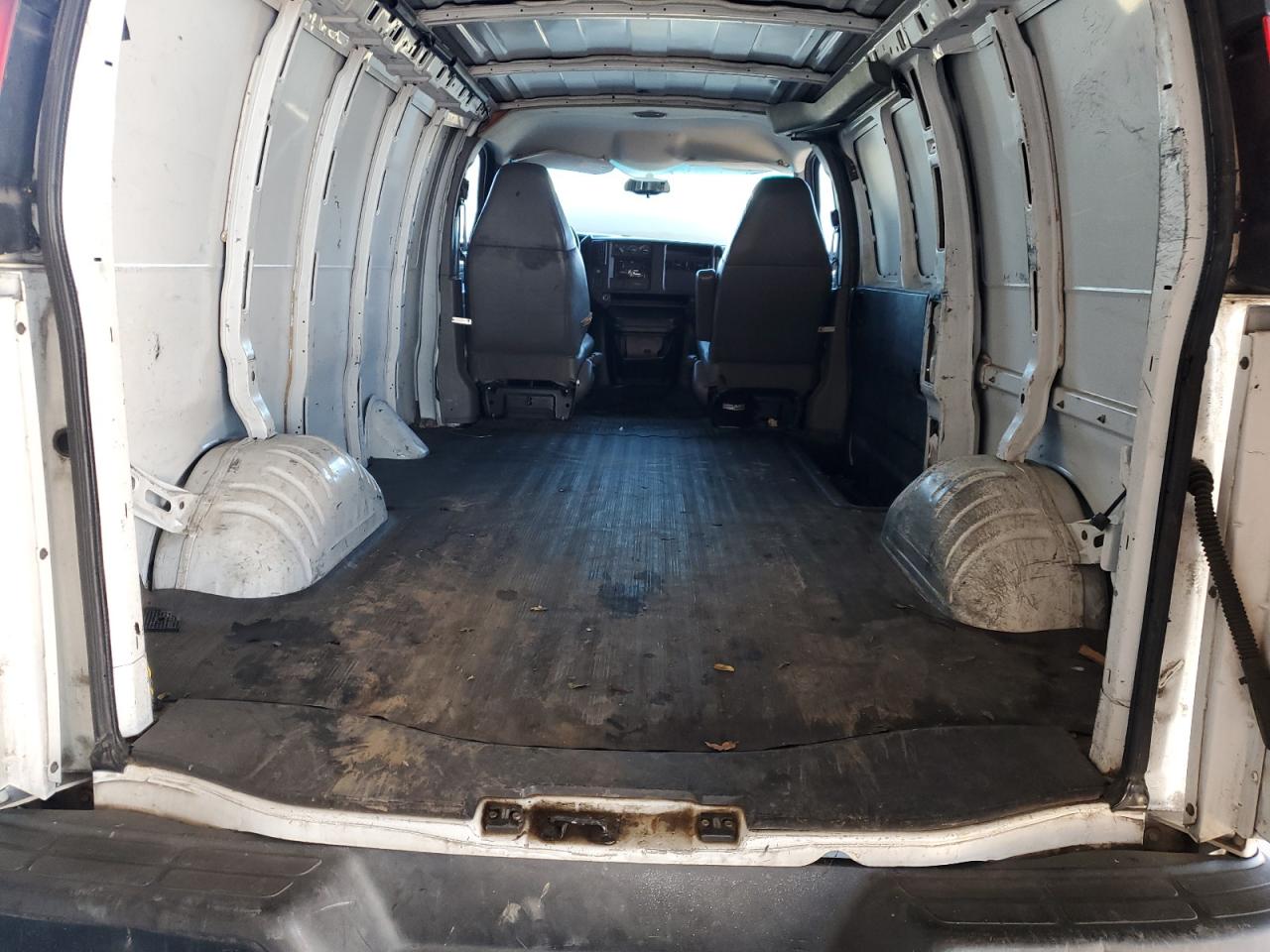 2006 Chevrolet Express G1500 Delivery Van VIN: 1GCFG15X761133925 Lot: 82629075