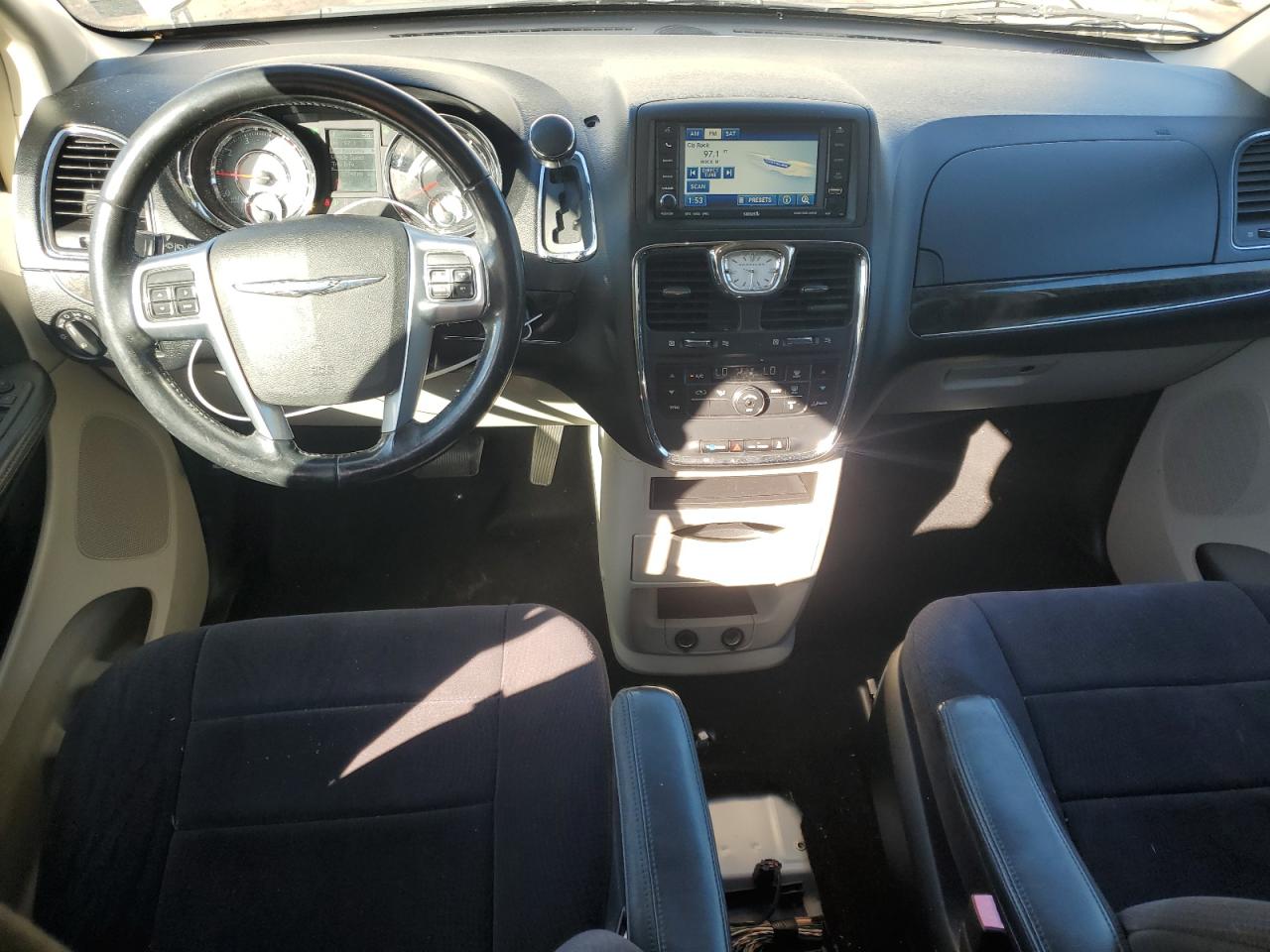 2011 Chrysler Town & Country Touring VIN: 2A4RR5DG8BR702796 Lot: 89484495