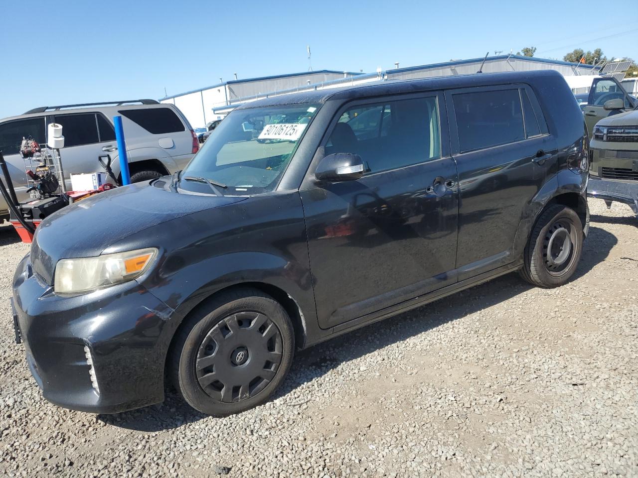 TOYOTA SCION 2015. Lot# 90106125. VIN JTLZE4FE6FJ067860. Photo 1