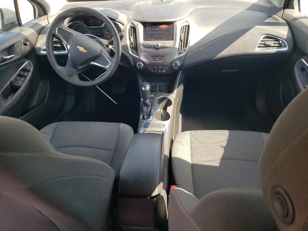 2019 Chevrolet Cruze Ls VIN: 1G1BC5SM4K7131769 Lot: 84637815