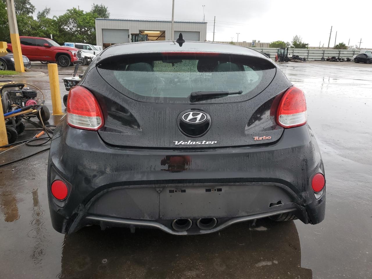 2013 Hyundai Veloster Turbo VIN: KMHTC6AE1DU166605 Lot: 82369255