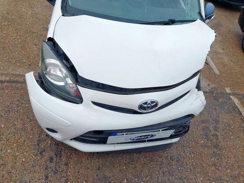 2014 TOYOTA AYGO MOVE WITH STYLE VVT- 