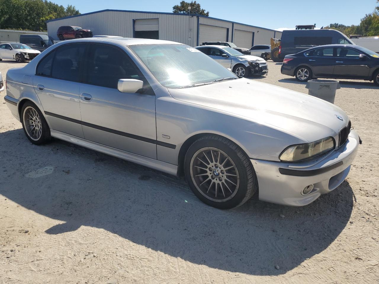 IV (E39)