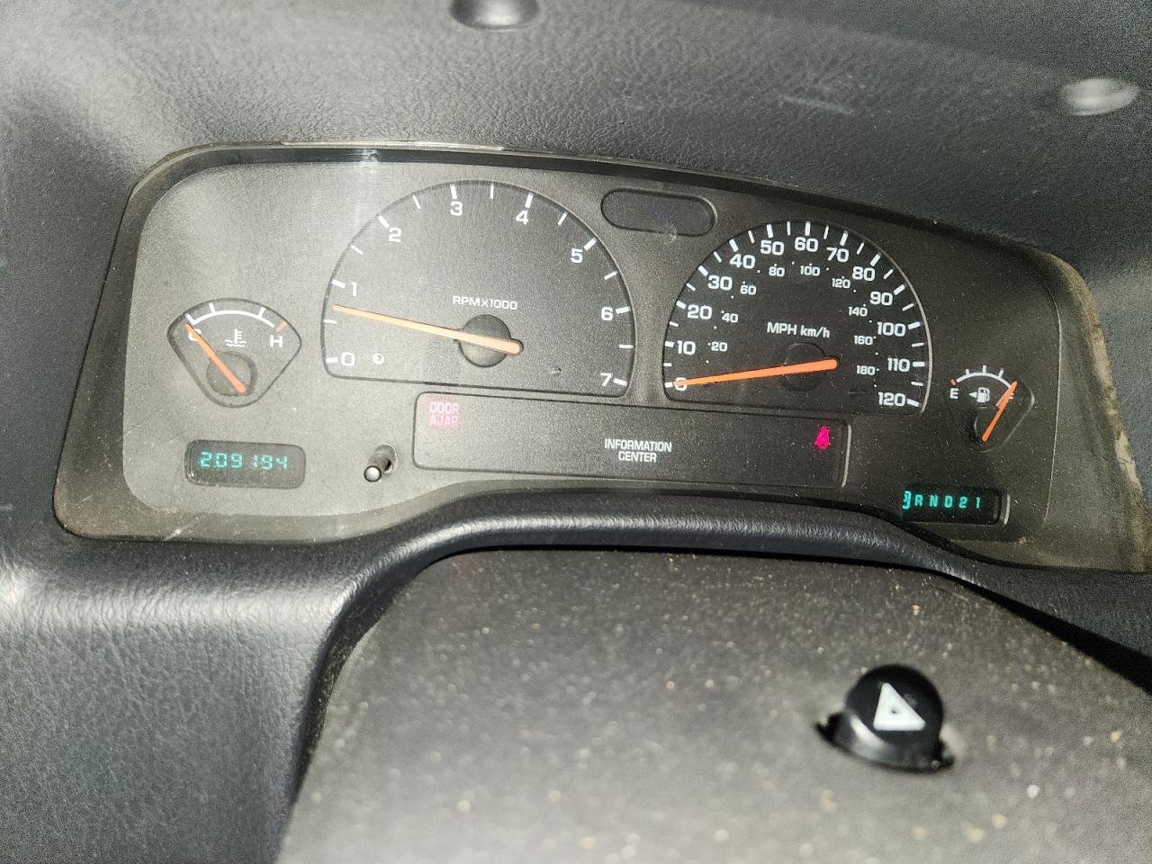 2003 Dodge Durango Sport VIN: 1D4HS38NX3F624083 Lot: 84777925