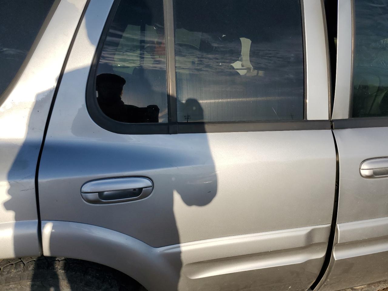 2004 Buick Rainier Cxl VIN: 5GADT13S042308907 Lot: 83747035