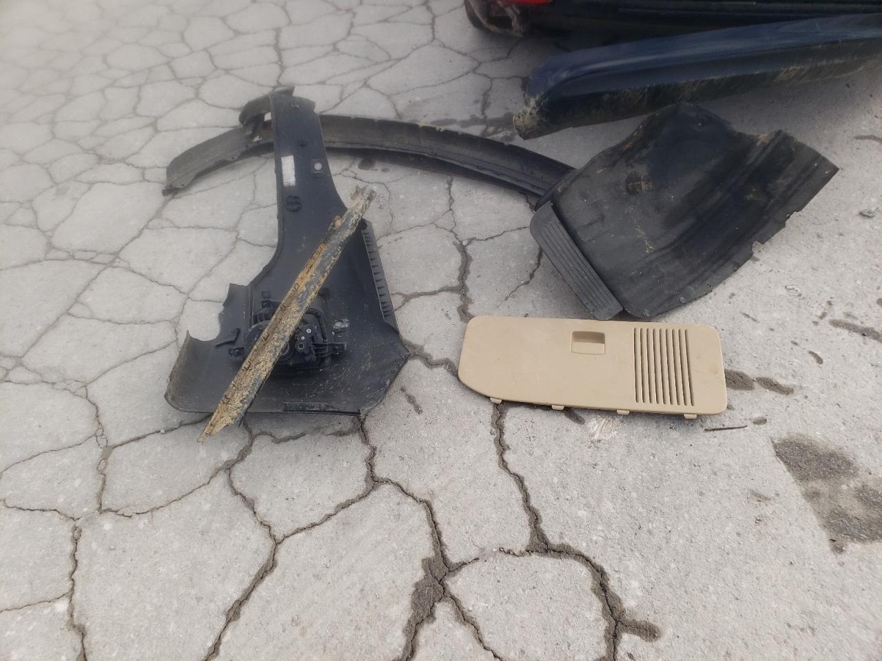 2018 Kia Sedona Ex VIN: KNDMC5C1XJ6423628 Lot: 90980445