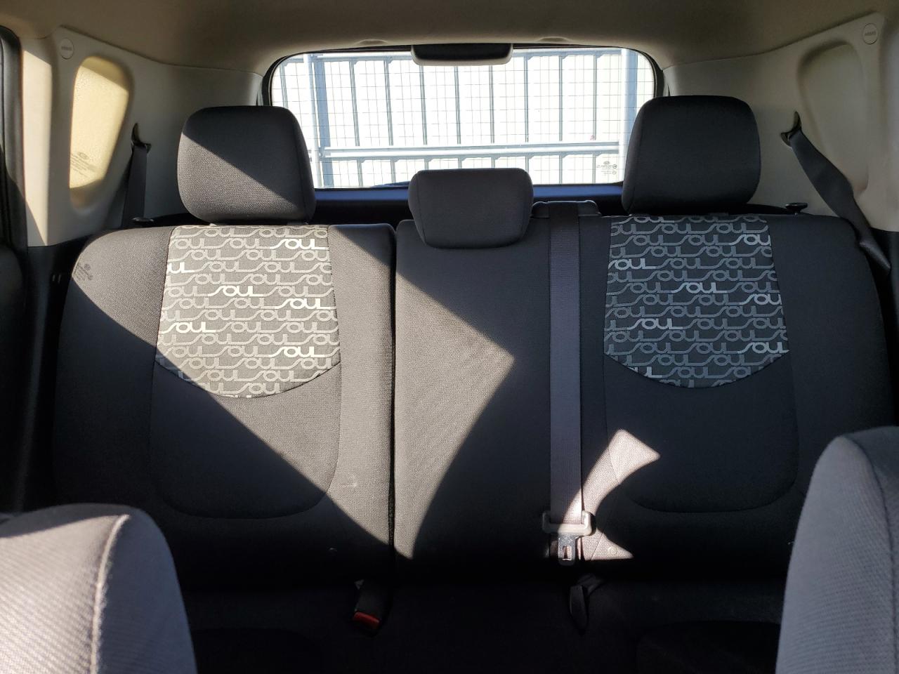 2011 Kia Soul + VIN: KNDJT2A25B7320481 Lot: 82212845