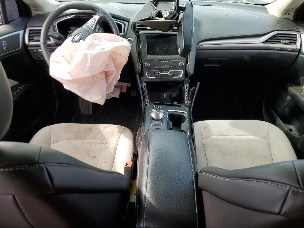 2019 Ford Fusion Se VIN: 3FA6P0HD4KR247804 Lot: 81927745