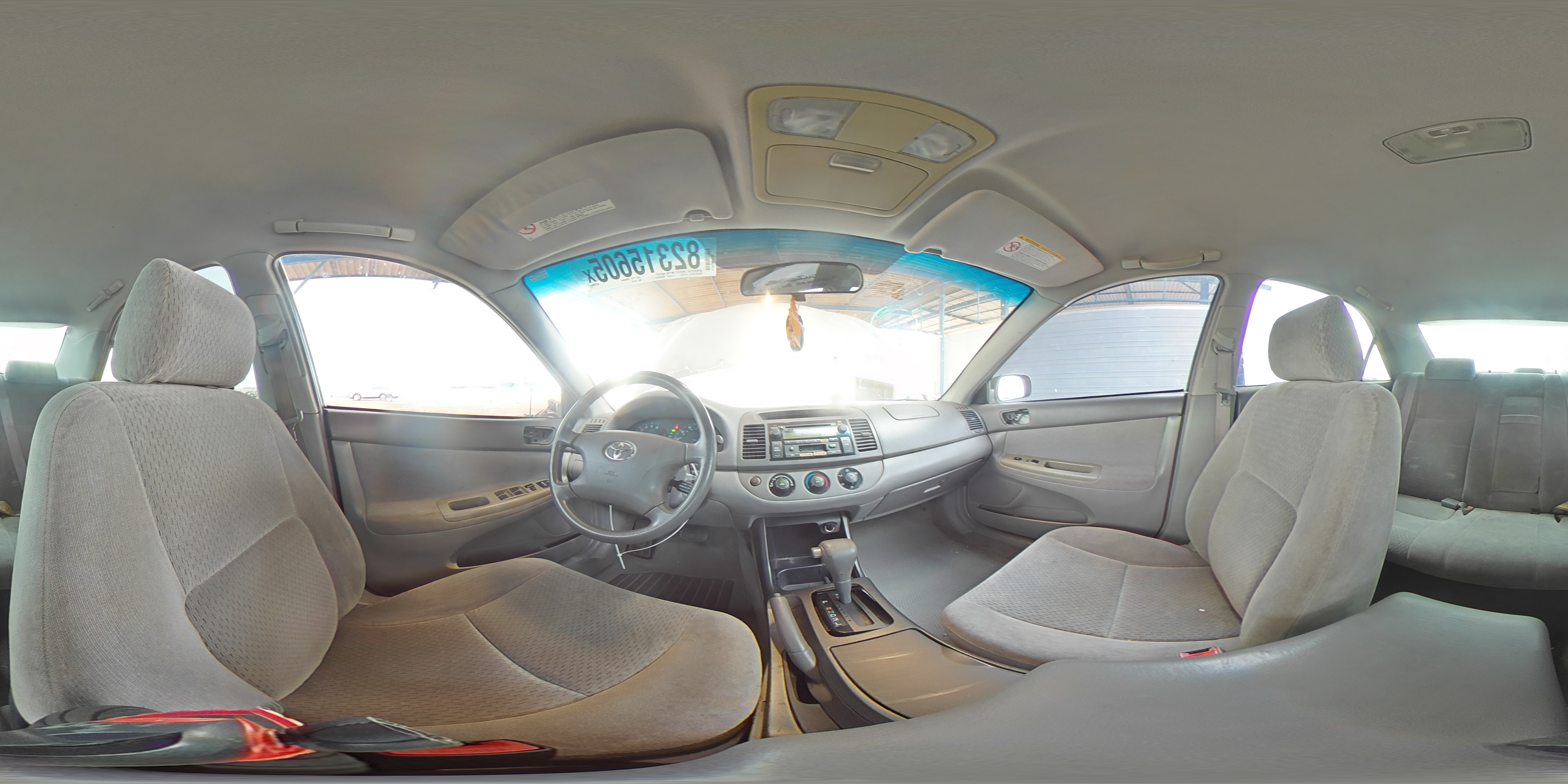 2002 Toyota Camry Le VIN: 4T1BE32K32U511347 Lot: 82315605