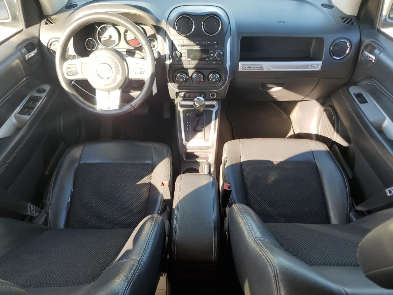 2016 Jeep Compass Latitude VIN: 1C4NJDEB7GD758523 Lot: 90304905