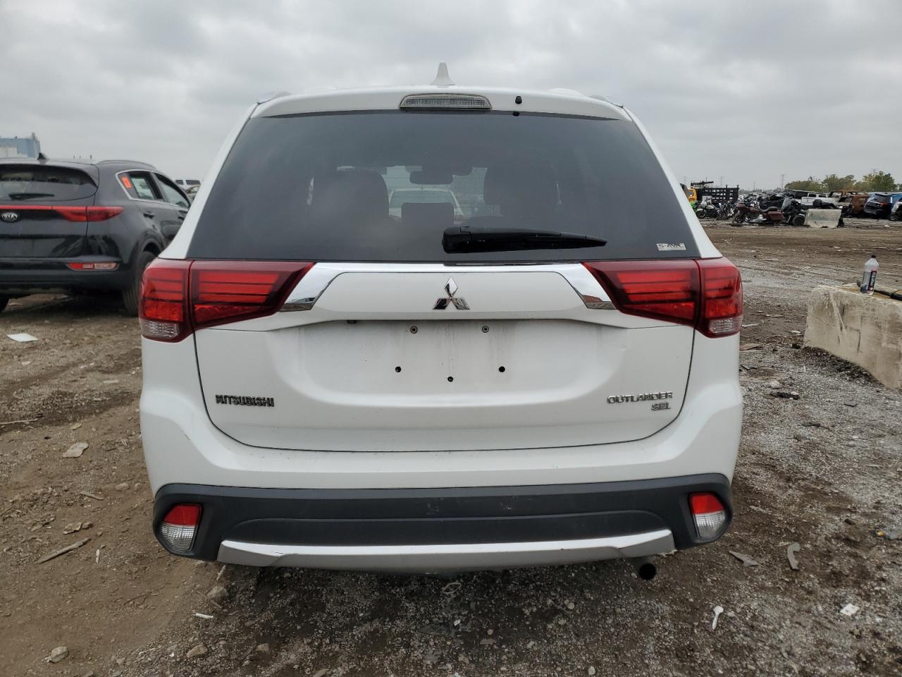 2017 Mitsubishi Outlander Se VIN: JA4AZ3A38HZ065488 Lot: 82515185