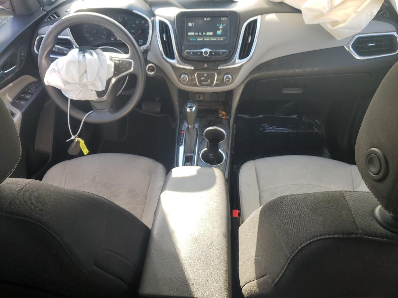 2018 Chevrolet Equinox Ls VIN: 2GNAXHEV5J6226442 Lot: 82312435