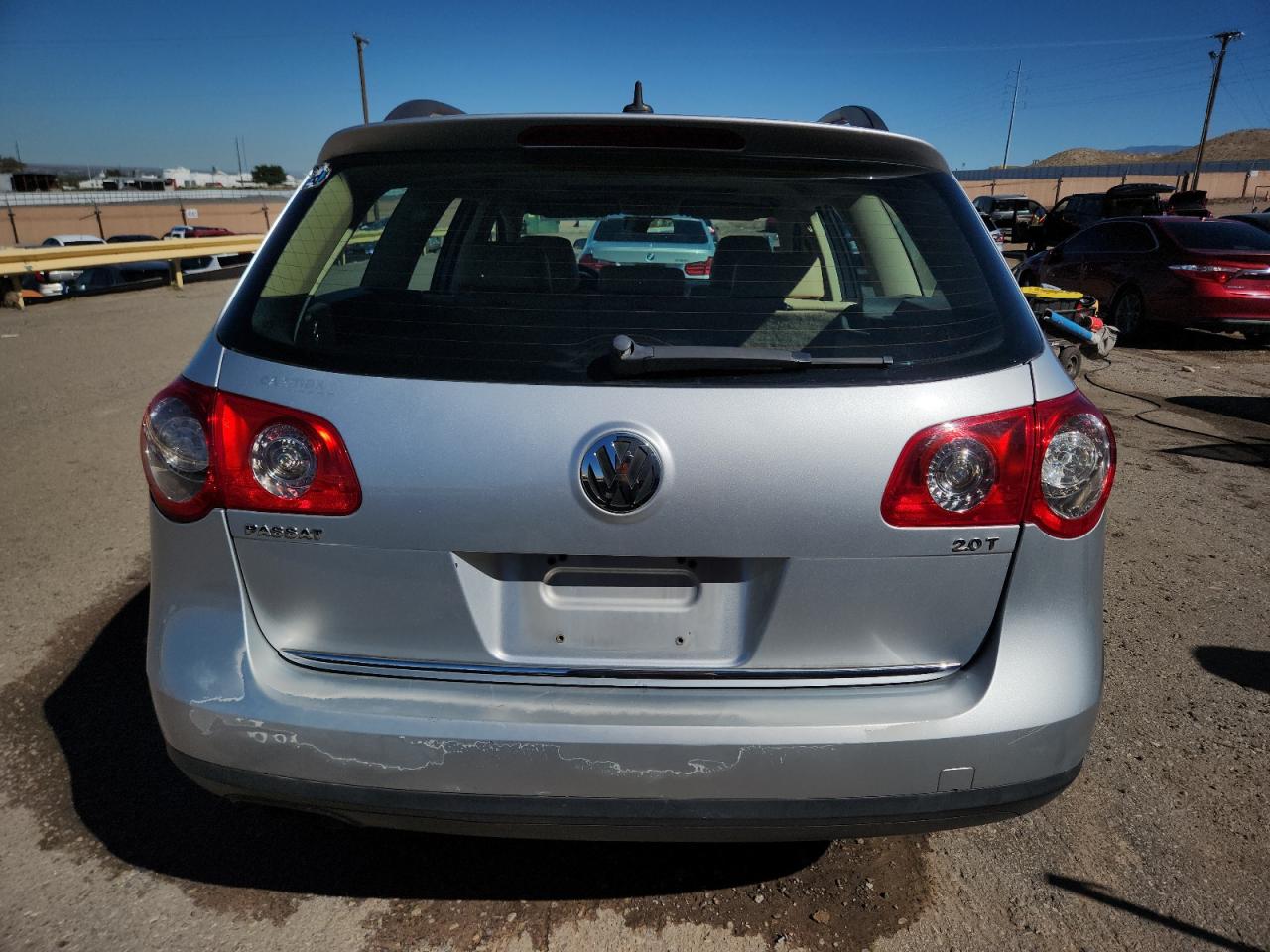 2008 Volkswagen Passat Wagon Komfort VIN: WVWLK73C28E133881 Lot: 84439565