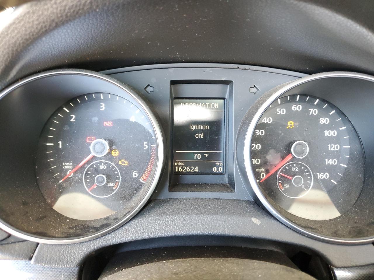car-image car-image