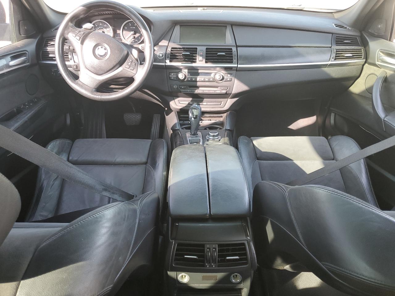 5UXFG8C58BLZ96434 2011 BMW X6 xDrive50I