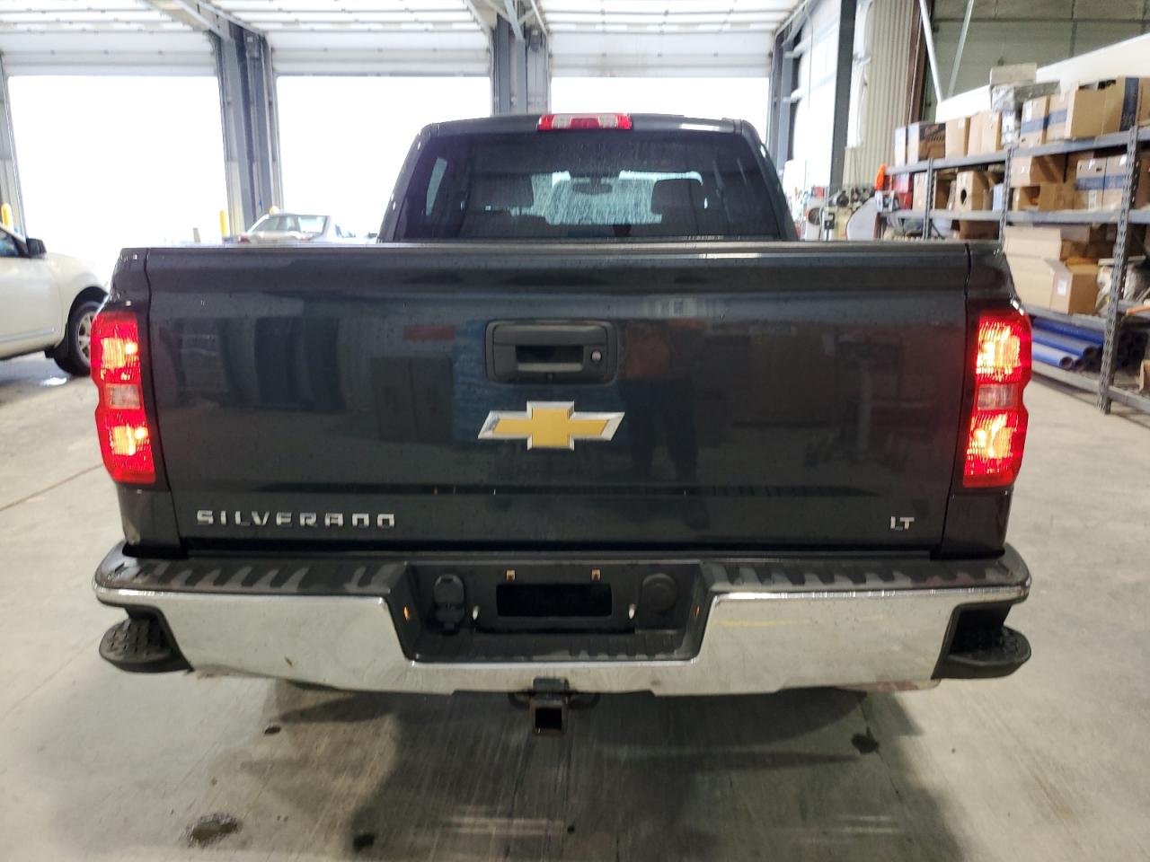 2018 Chevrolet Silverado K1500 Lt VIN: 3GCUKREC2JG100407 Lot: 84943375