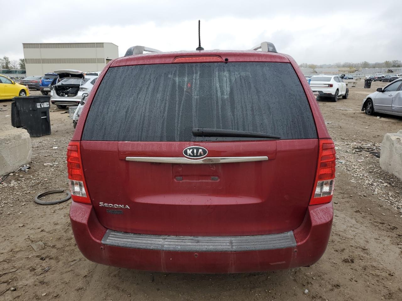 2011 Kia Sedona Lx VIN: KNDMG4C75B6380434 Lot: 89838815