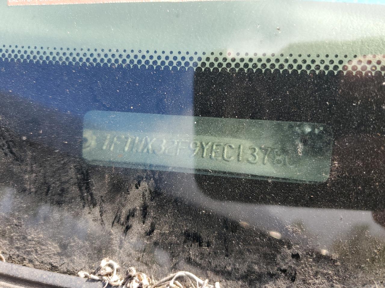 2000 Ford F350 Super Duty VIN: 1FTWX32F9YEC13780 Lot: 84650225