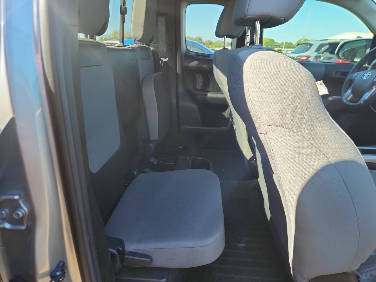 2021 Toyota Tacoma Access Cab VIN: 3TYSZ5AN8MT047032 Lot: 82204445