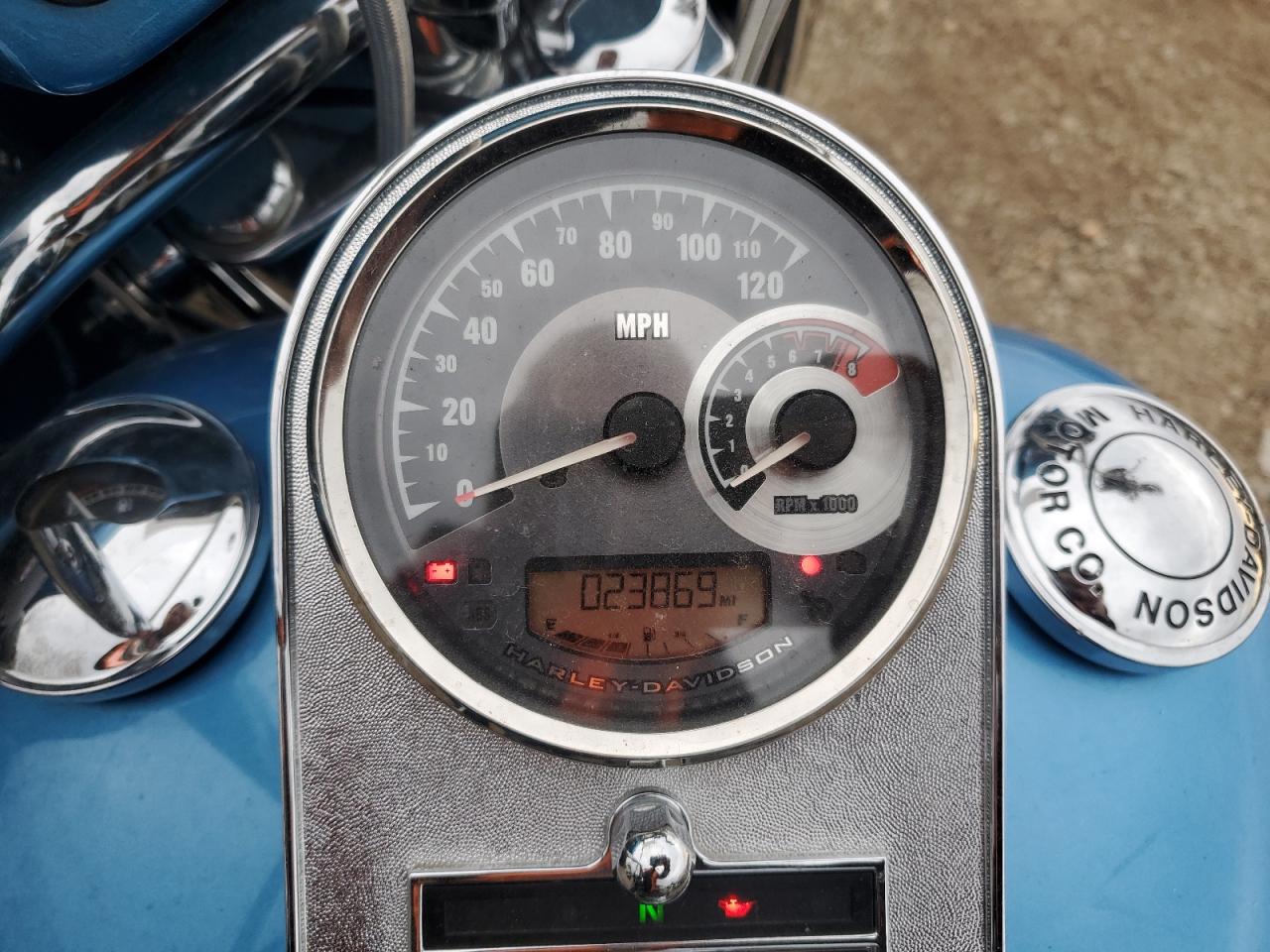 2011 Harley-Davidson Flstf VIN: 1HD1BX517BB012340 Lot: 86067915