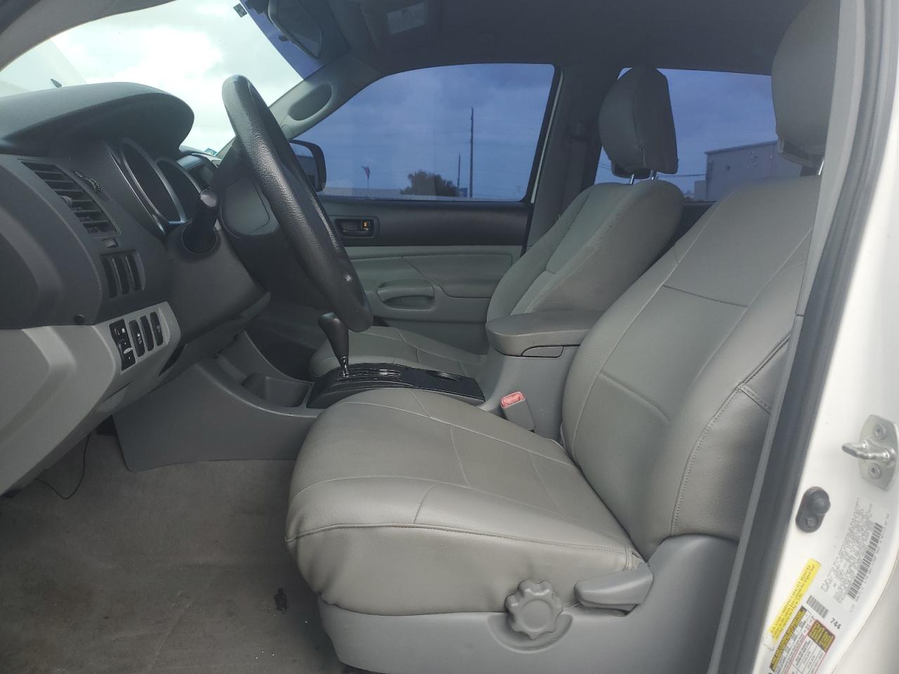 2011 Toyota Tacoma Double Cab VIN: 3TMLU4EN8BM077387 Lot: 84883575