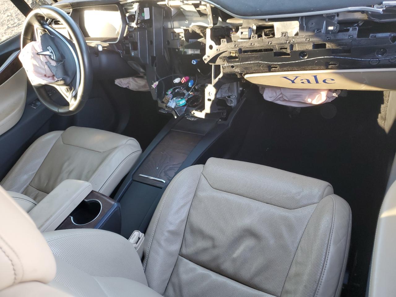 2016 Tesla Model X VIN: 5YJXCAE20GF008746 Lot: 90731695