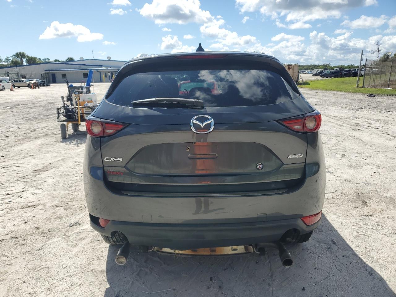 2019 Mazda Cx-5 Grand Touring VIN: JM3KFADM7K0622051 Lot: 86213585