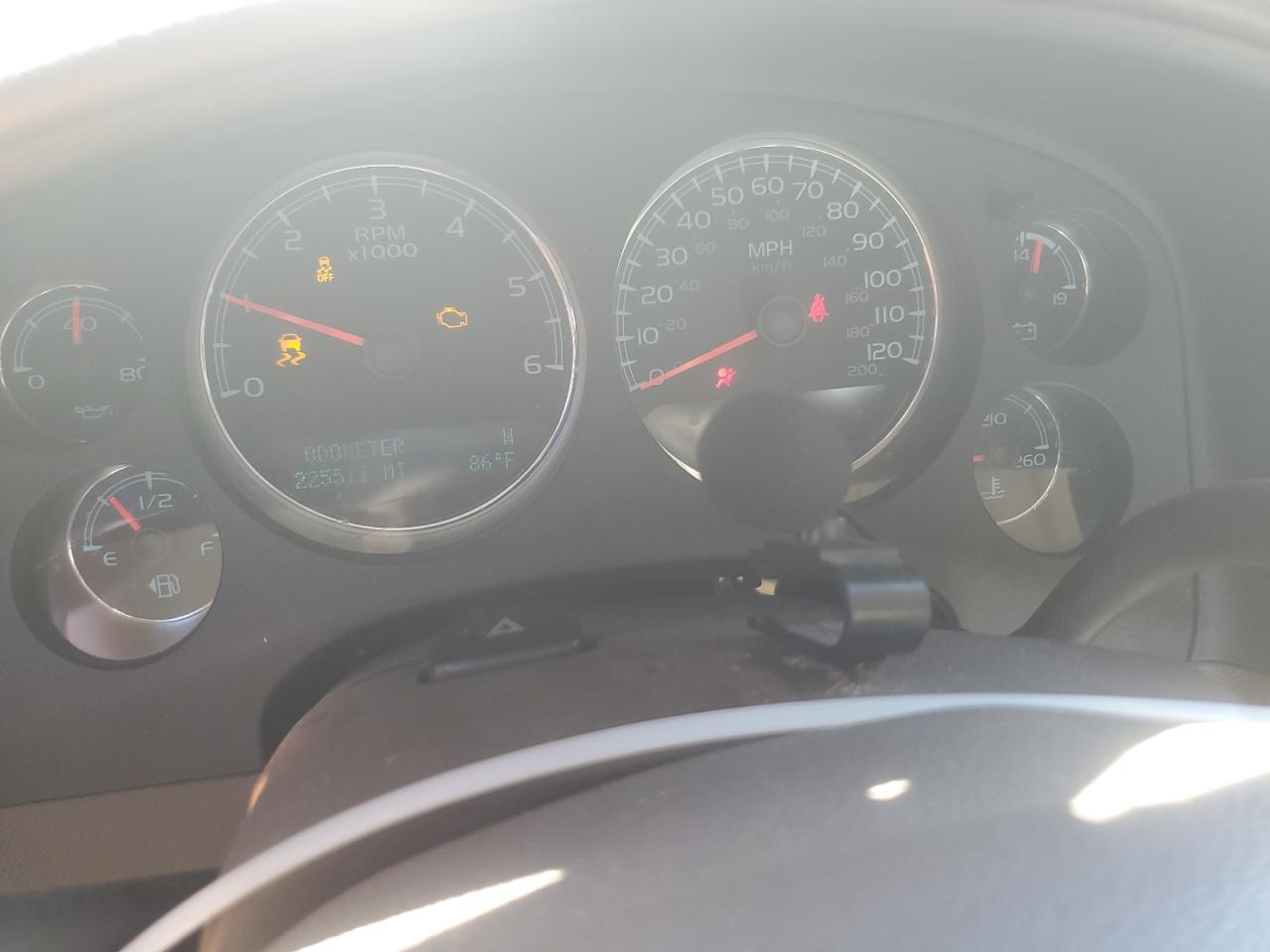 2014 GMC Yukon Slt VIN: 1GKS1CE04ER190215 Lot: 85530145