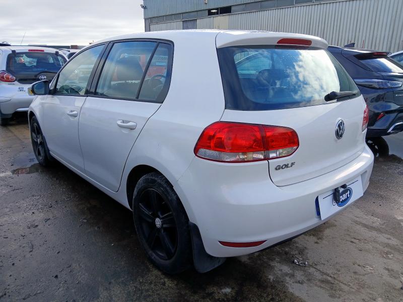 2009 VOLKSWAGEN GOLF S 