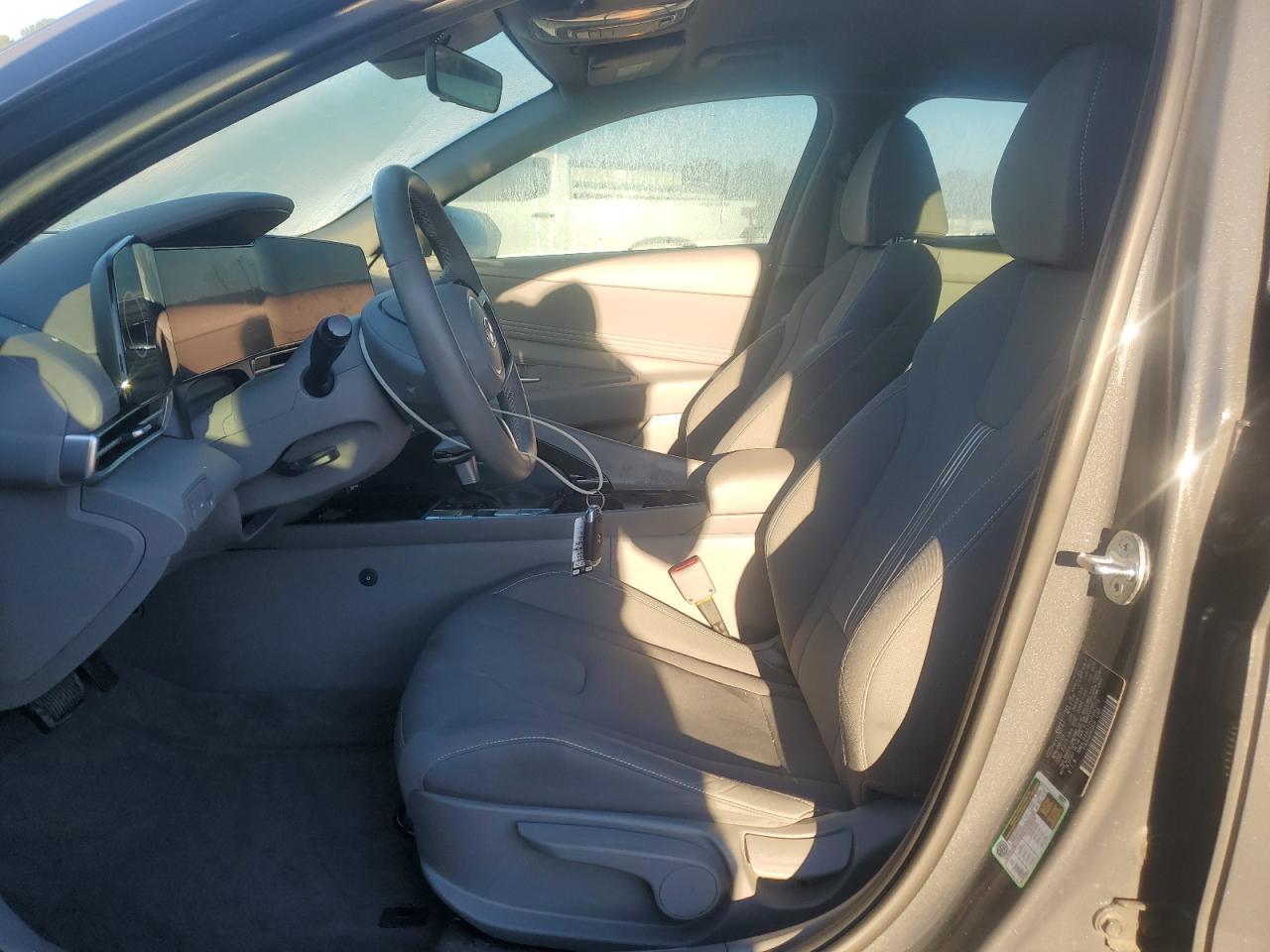 Elantra Elantra