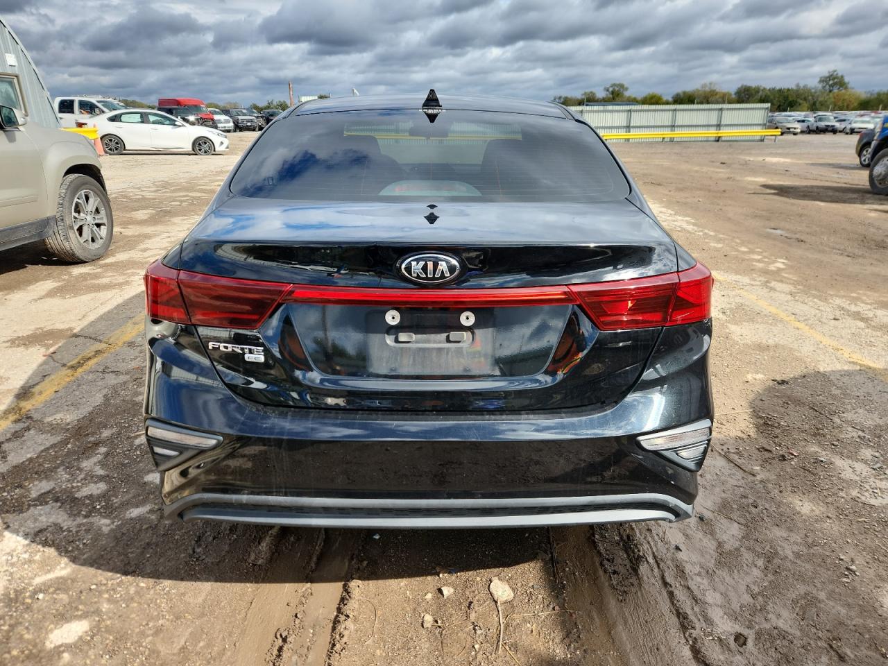 2020 Kia Forte Fe VIN: 3KPF24AD2LE192837 Lot: 85396135
