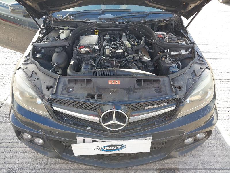 2011 MERCEDES-BENZ C CLASS C200 CDI BLUEEFFICIENCY EXECUTIVE SE 4DR AUTO