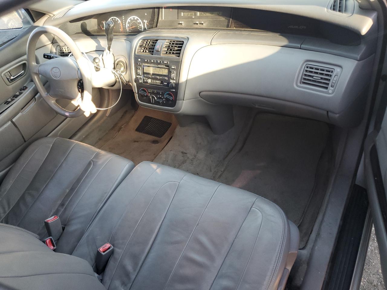 2000 Toyota Avalon Xl VIN: 4T1BF28B4YU044477 Lot: 82510575