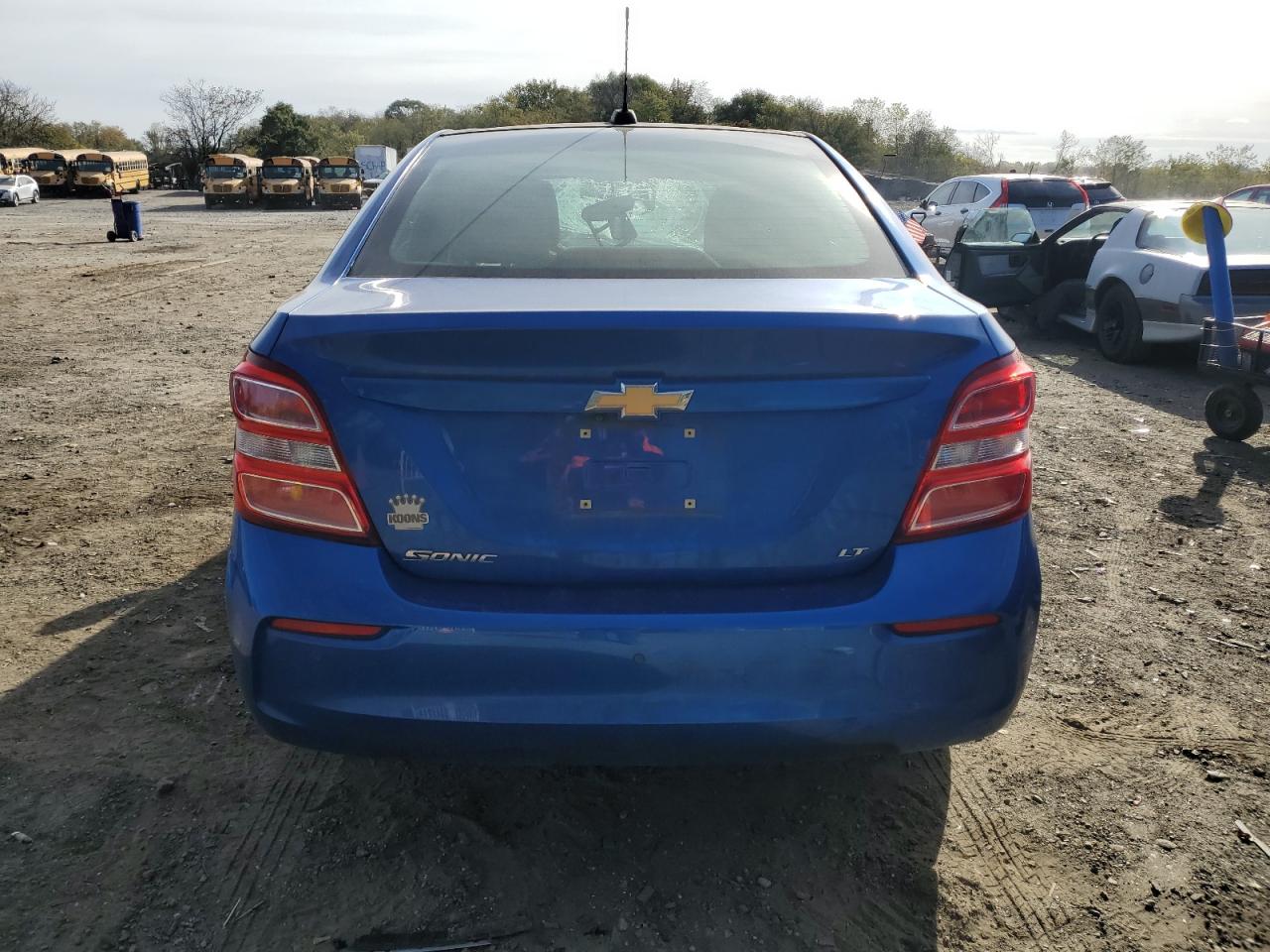 2019 Chevrolet Sonic Lt VIN: 1G1JD5SB8K4136076 Lot: 90117515