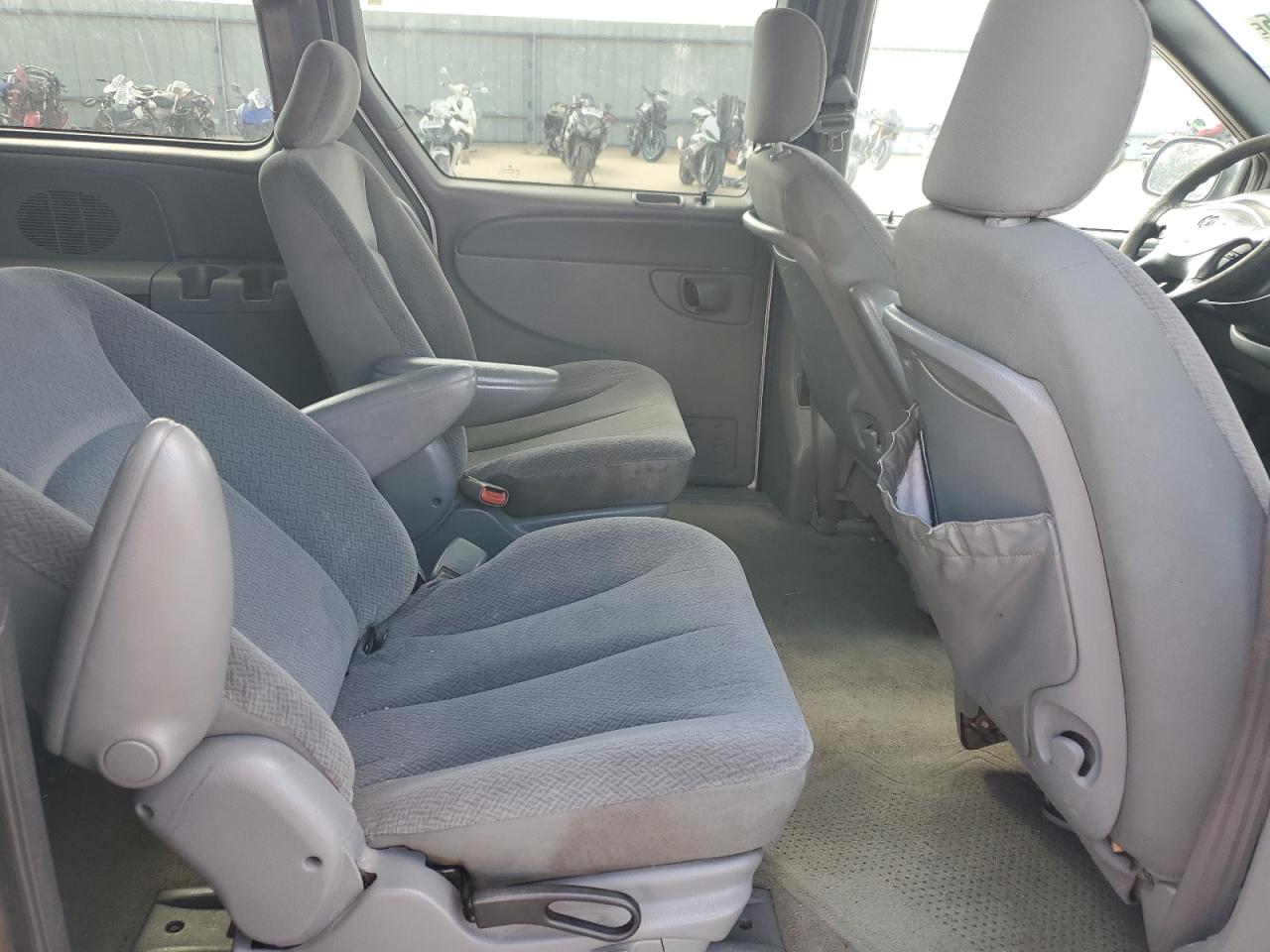 2004 Dodge Grand Caravan Se VIN: 1D4GP24R04B563285 Lot: 87284915