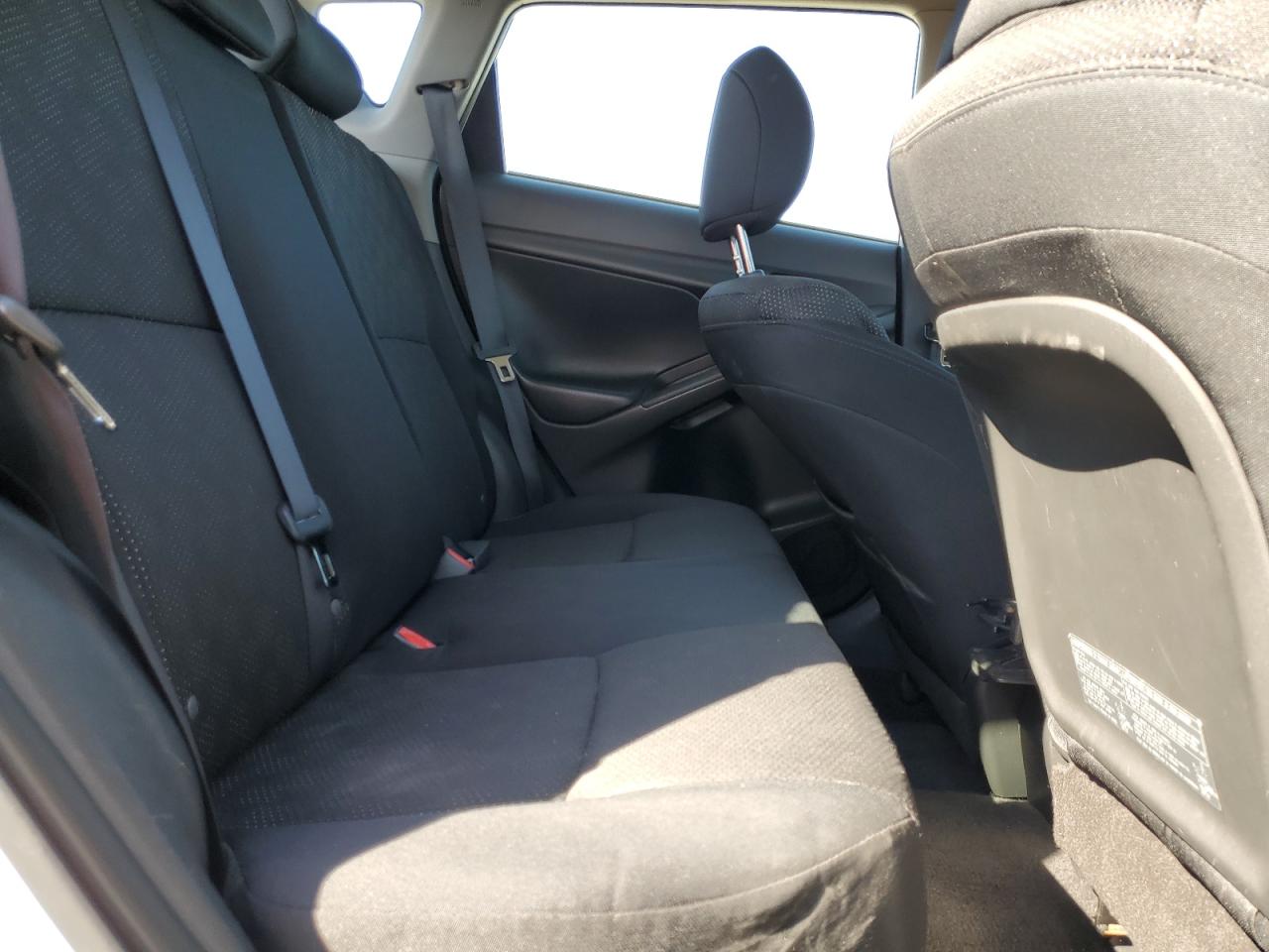 2010 Pontiac Vibe VIN: 5Y2SM6E01AZ418590 Lot: 85009345