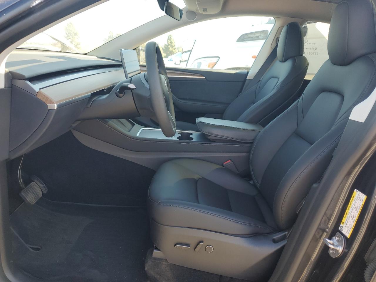 2024 Tesla Model Y VIN: 7SAYGAEE7RF002824 Lot: 82435825