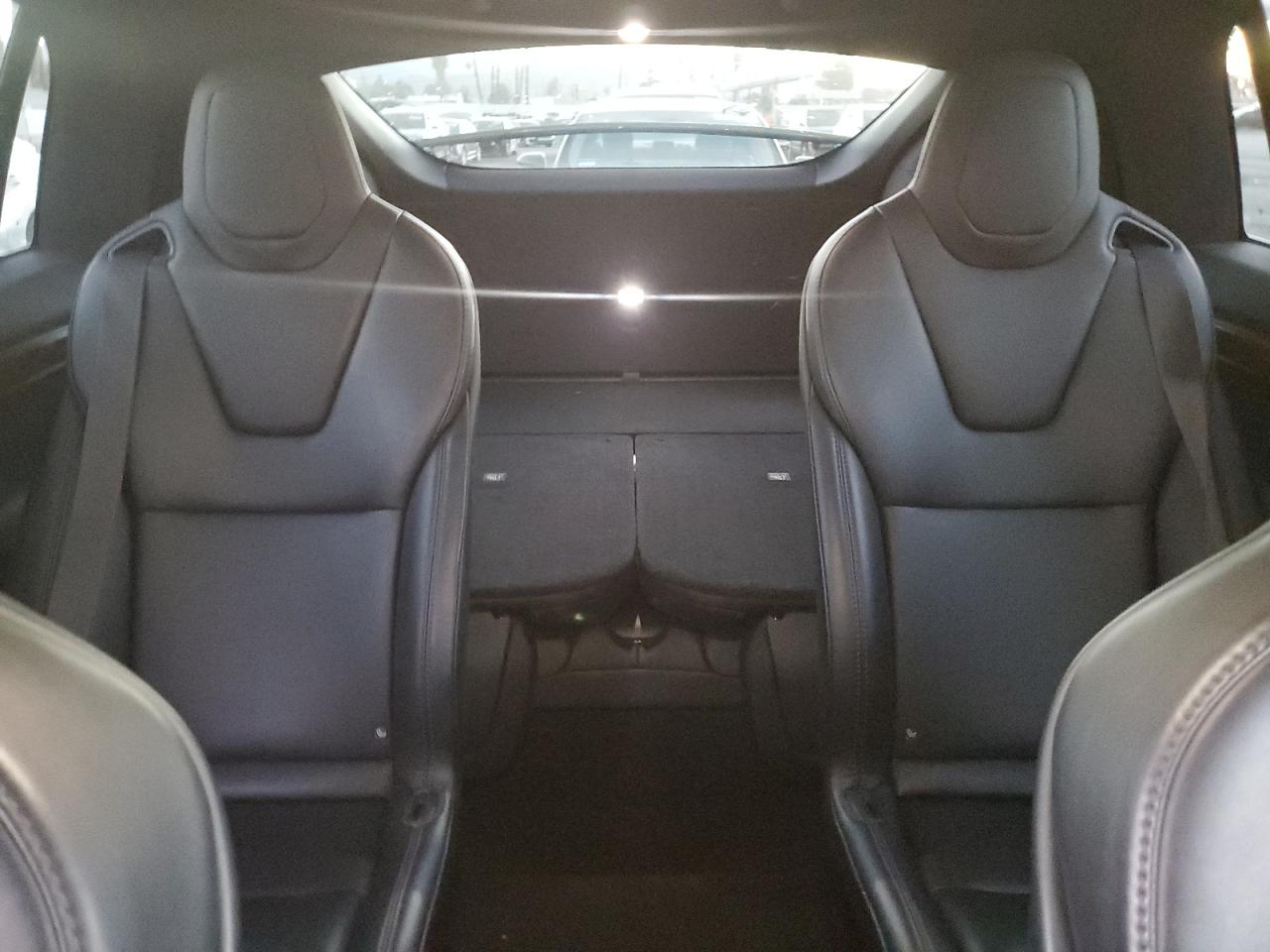 2019 Tesla Model X VIN: 5YJXCBE24KF212979 Lot: 90736085