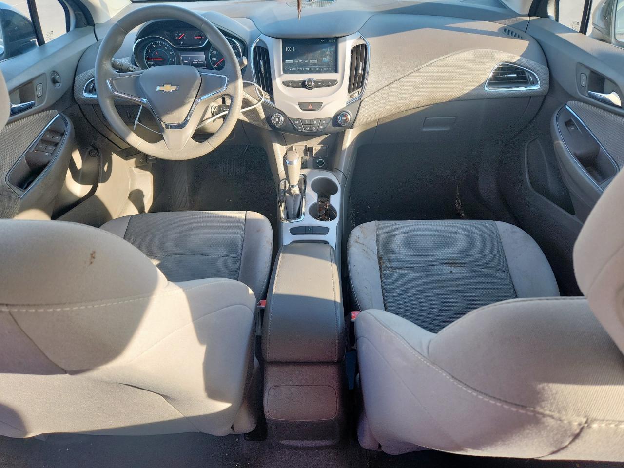 2017 Chevrolet Cruze Ls VIN: 1G1BC5SMXH7149797 Lot: 82336885