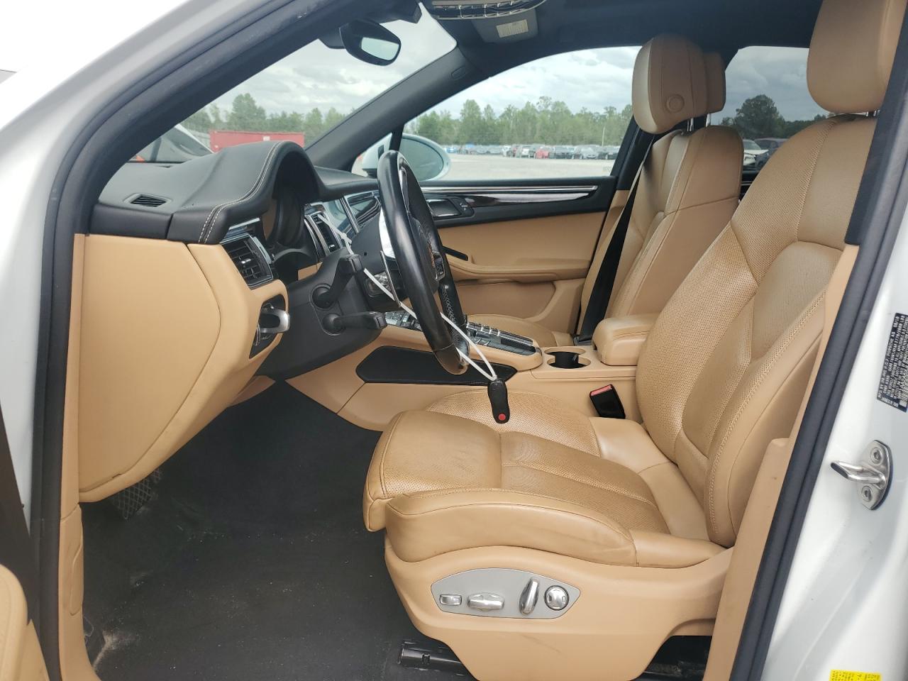 2018 Porsche Macan VIN: WP1AA2A5XJLB17784 Lot: 82287475
