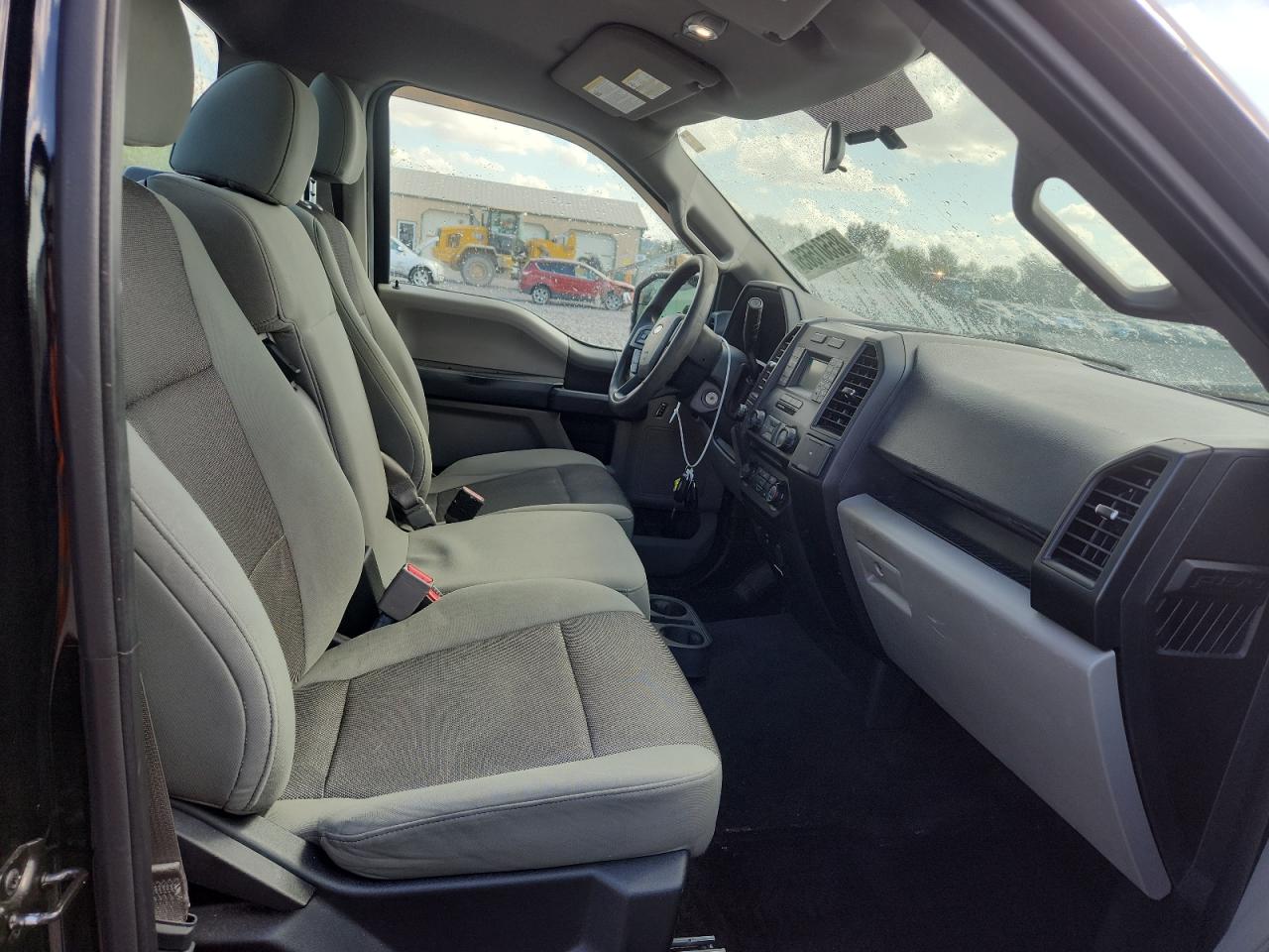 2016 Ford F150 VIN: 1FTMF1C82GKE40159 Lot: 85501565