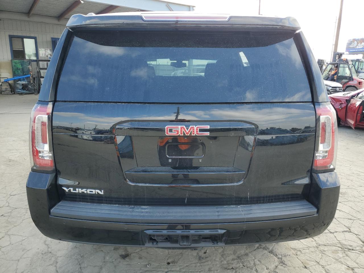 2017 GMC Yukon Sle VIN: 1GKS1AKC2HR292149 Lot: 82638605